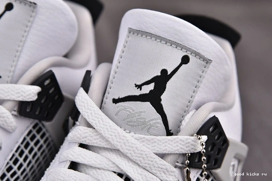 DH6927-111 BLACK MILITARY 4 JORDAN RETRO DH6927-111 0228